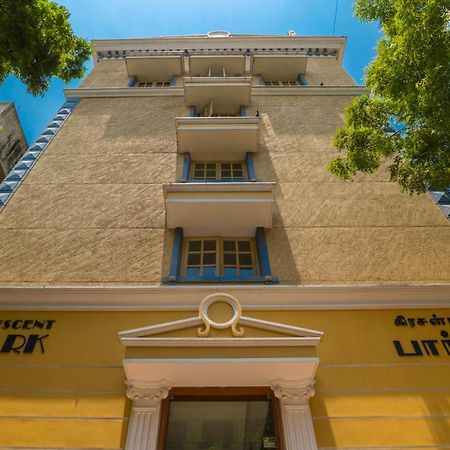 Hotel Crescent Park Madrás Exterior foto
